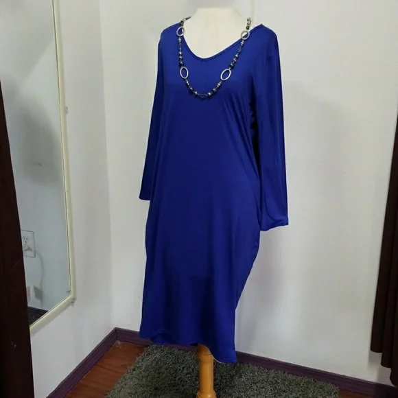 COPY - Blue long plus size dress - Picture 2 of 4
